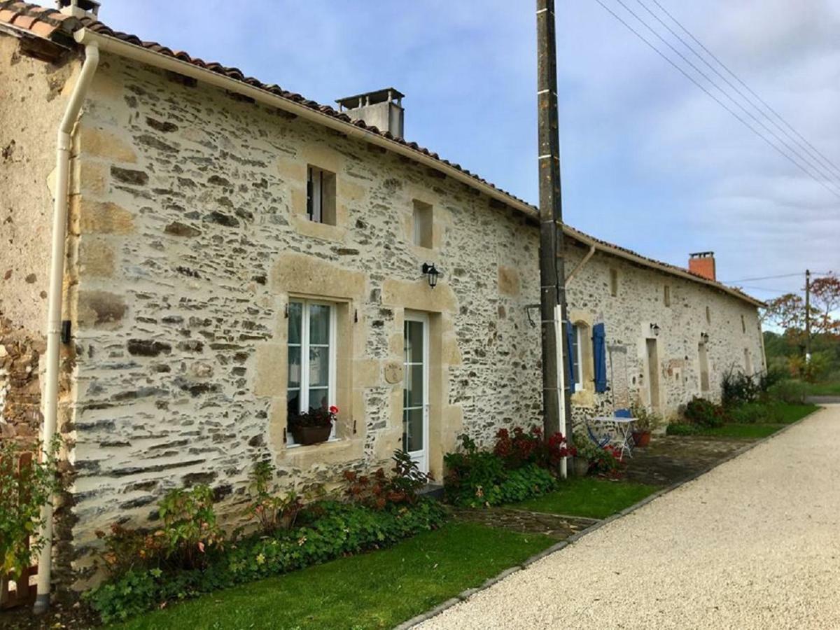 Villa La Bucherie Montembœuf Exterior foto